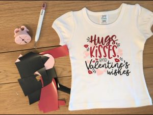 Make the cutest Valentines shirts with free DIY Valentines Day T-shirt  transfers